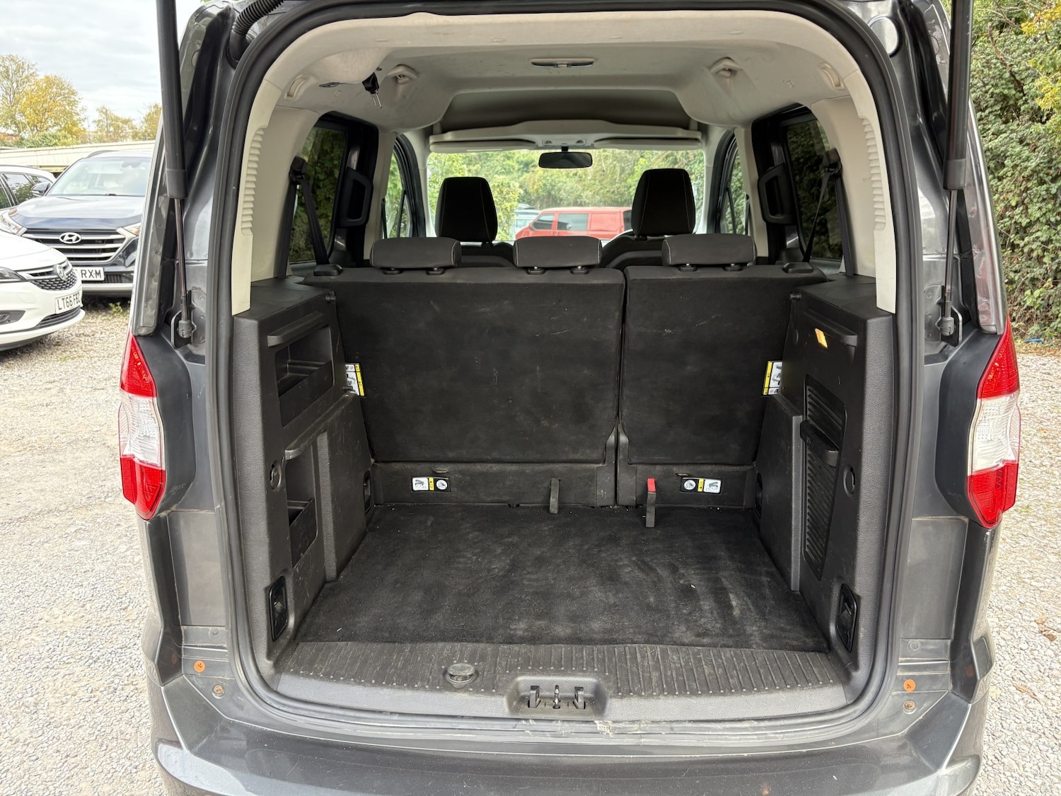 Used Ford Tourneo 2019 for sale - 76170447: Photo 17