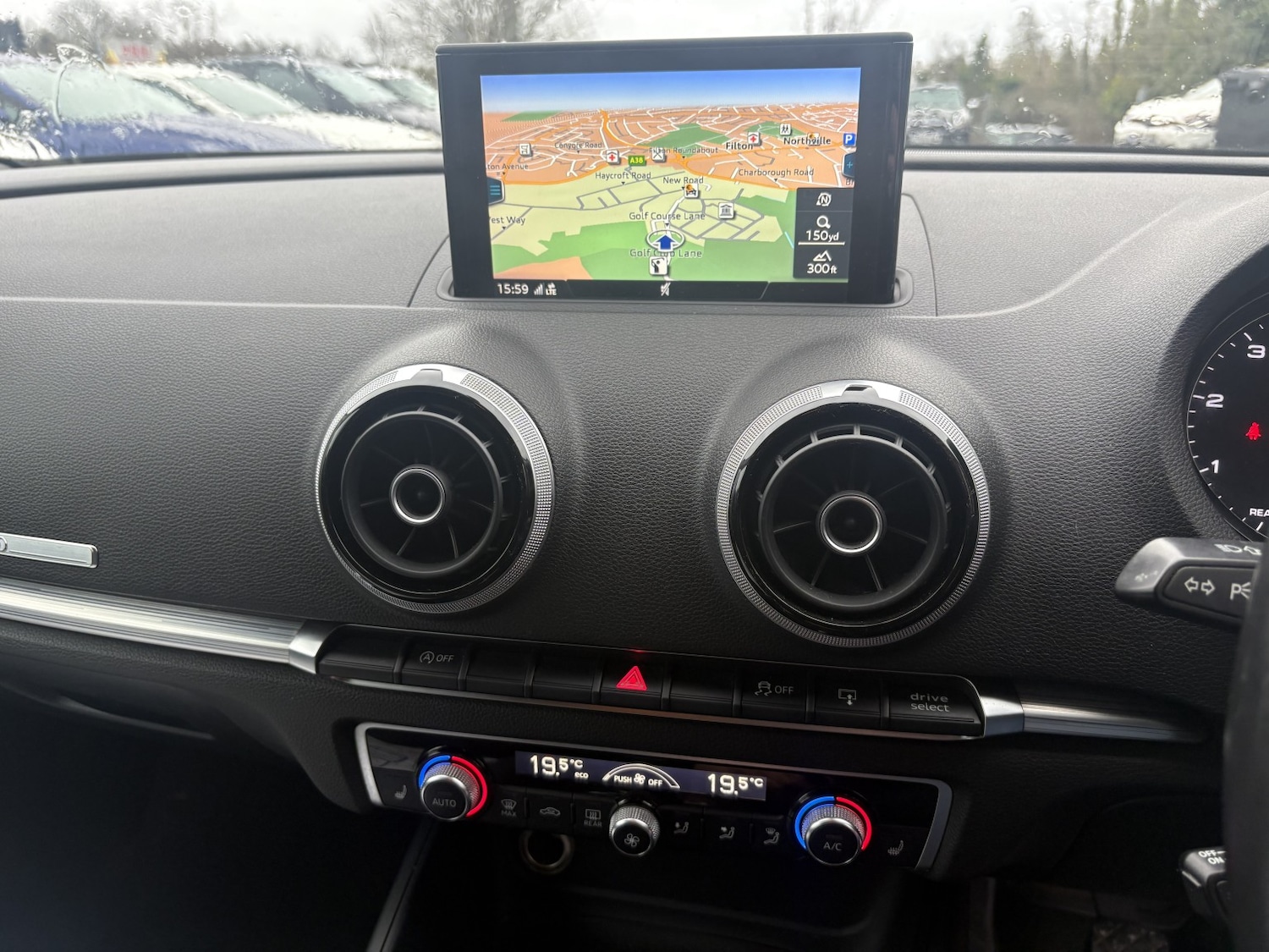 Used Audi A3 2016 for sale - 77687660: Photo 9