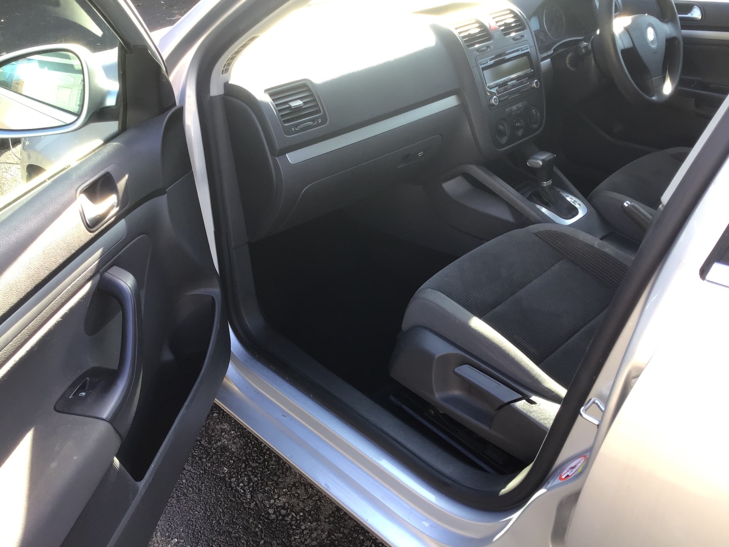 Used Volkswagen Golf 2009 for sale - 77651509: Photo 6