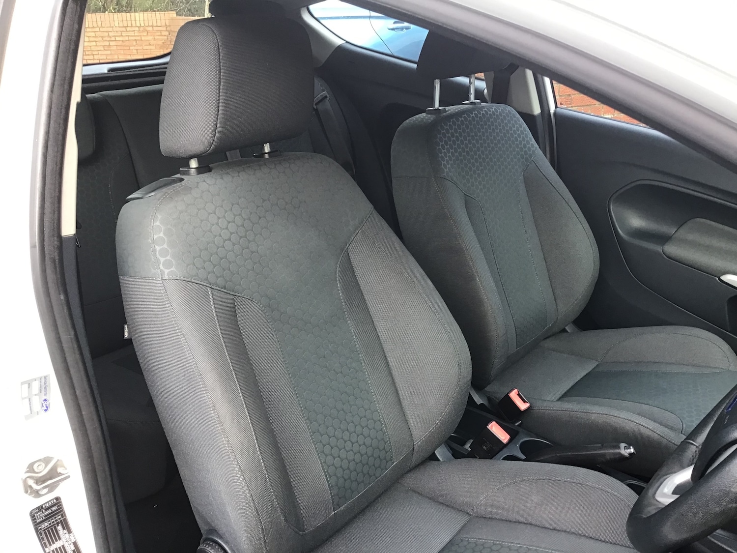 Used Ford Fiesta 2012 for sale - 77392160: Photo 4