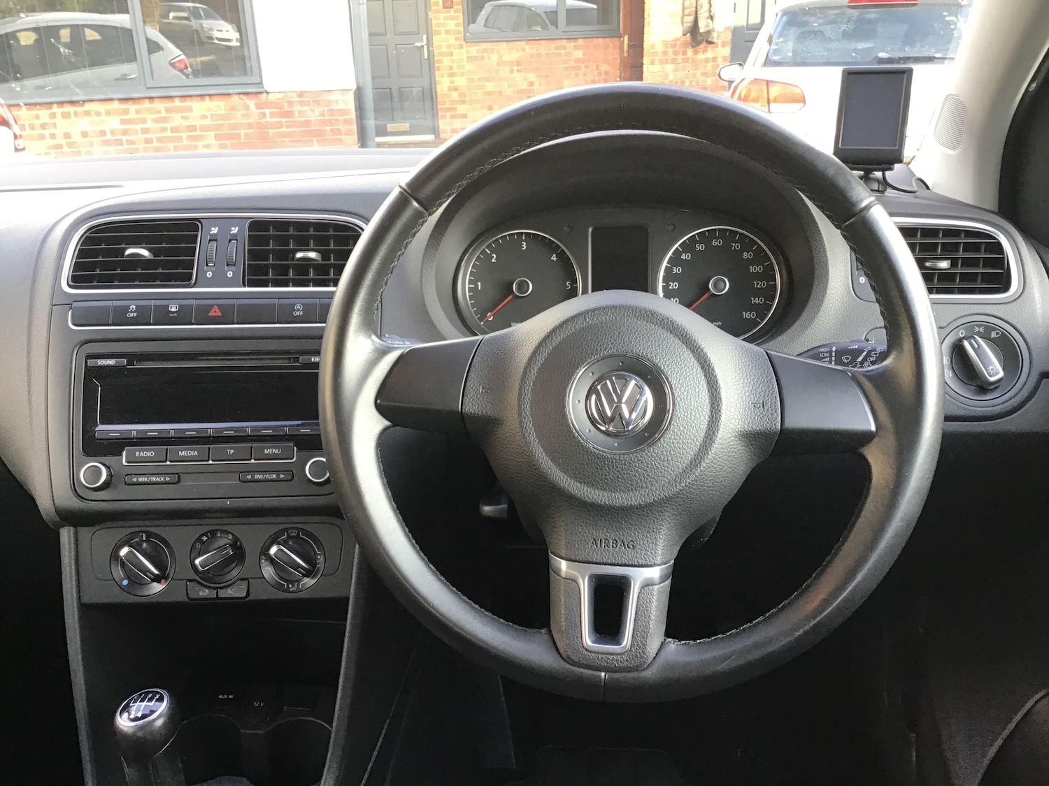 Used Volkswagen Polo 2013 for sale - 76493857: Photo 10