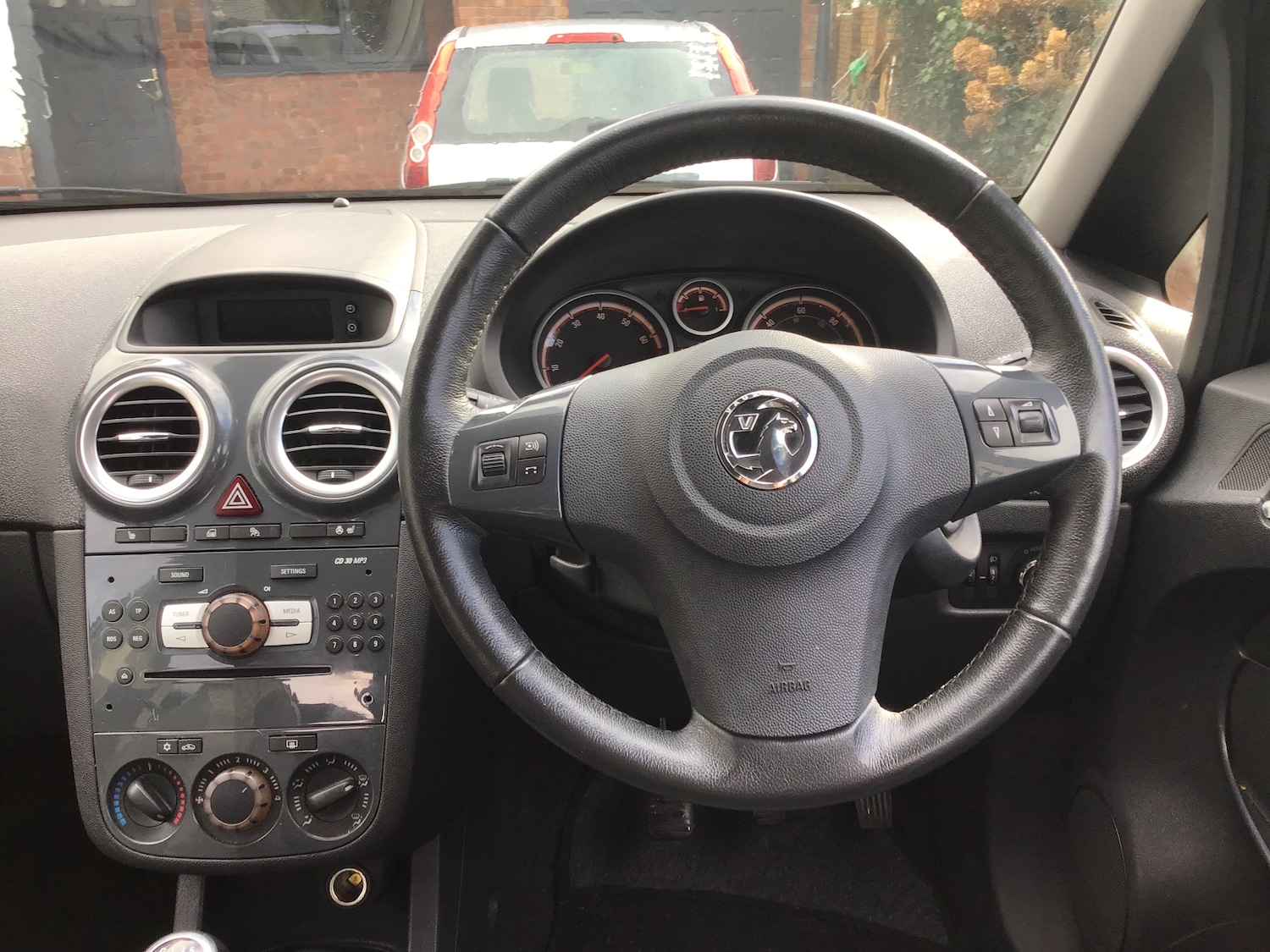 Used Vauxhall Corsa 2012 for sale - 76807583: Photo 9