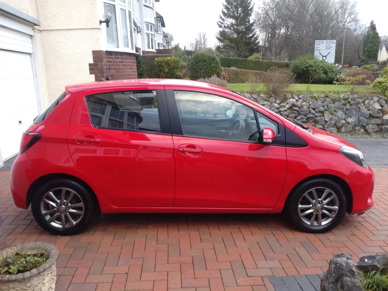 Used Toyota Yaris 2015 for sale - 76945501: Photo 4