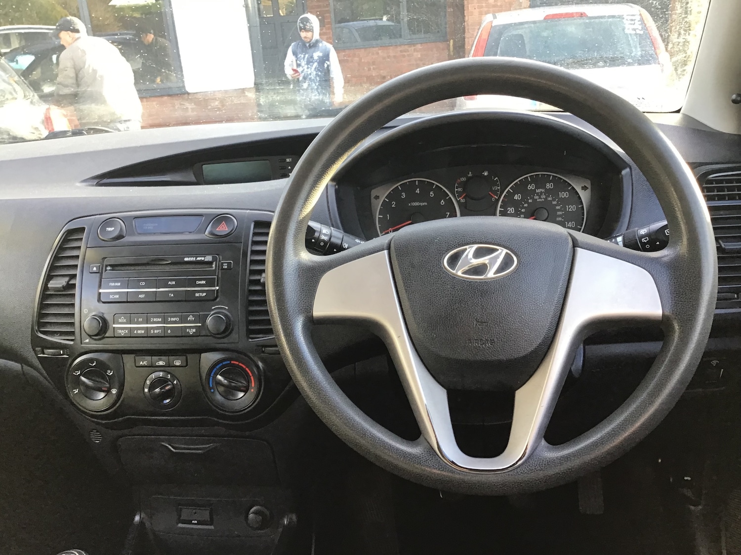 Used Hyundai i20 2009 for sale - 76807730: Photo 10