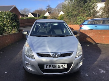 Used Hyundai i20 2009 for sale - 76807730: Photo