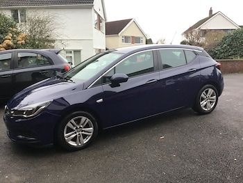 Used Vauxhall Astra 2017 for sale - 77137375: Photo