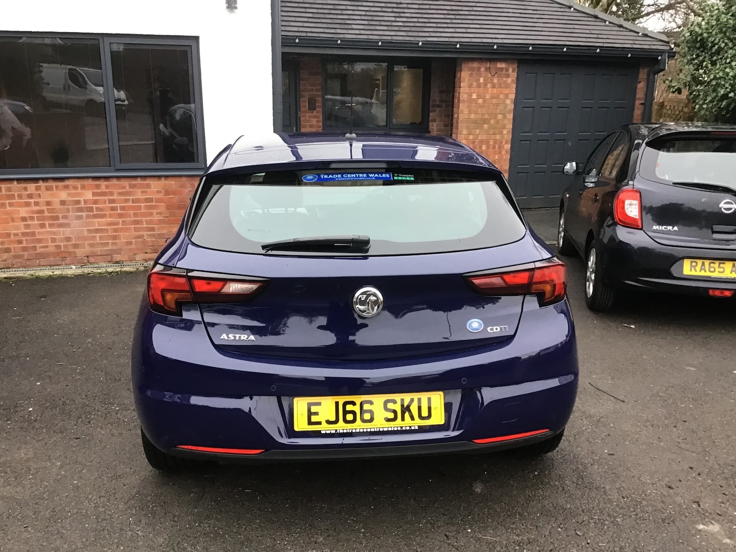 Used Vauxhall Astra 2017 for sale - 77137375: Photo 4