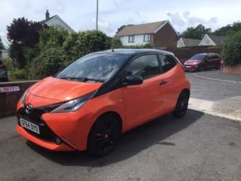 2014 (64) - 1.0 VVT-i X-Cite 3dr