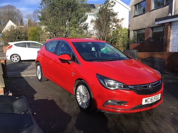 2016 (16) - 1.4T 16V 150 Elite Nav 5dr