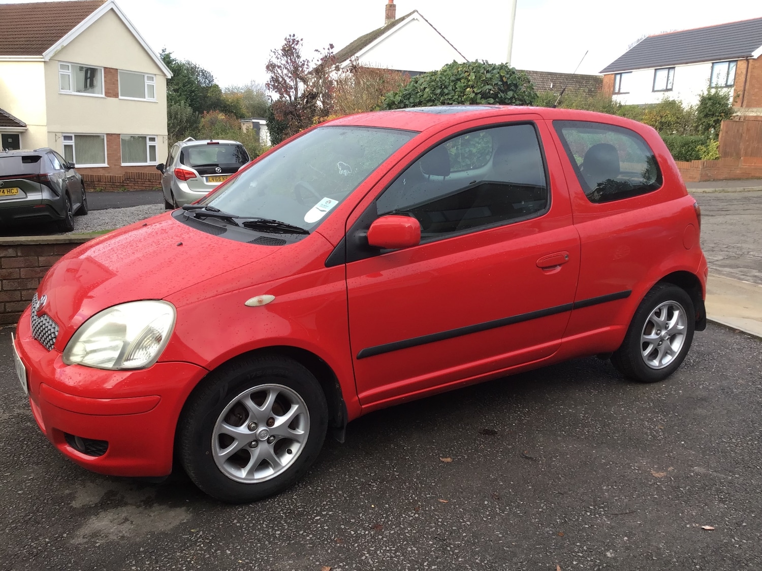 Used Toyota Yaris 2003 for sale - 76378940: Photo 3