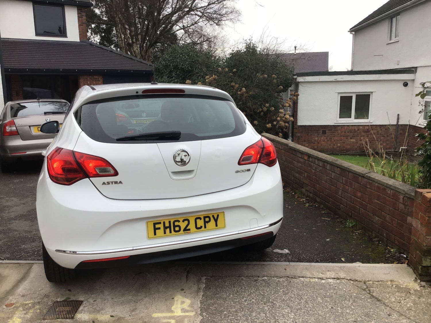 Used Vauxhall Astra 2013 for sale - 77323742: Photo 2