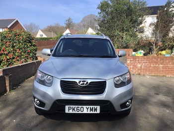 Used Hyundai Santa Fe 2011 for sale - 77973901: Photo