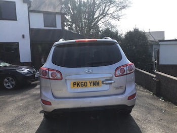 Used Hyundai Santa Fe 2011 for sale - 77973901: Photo