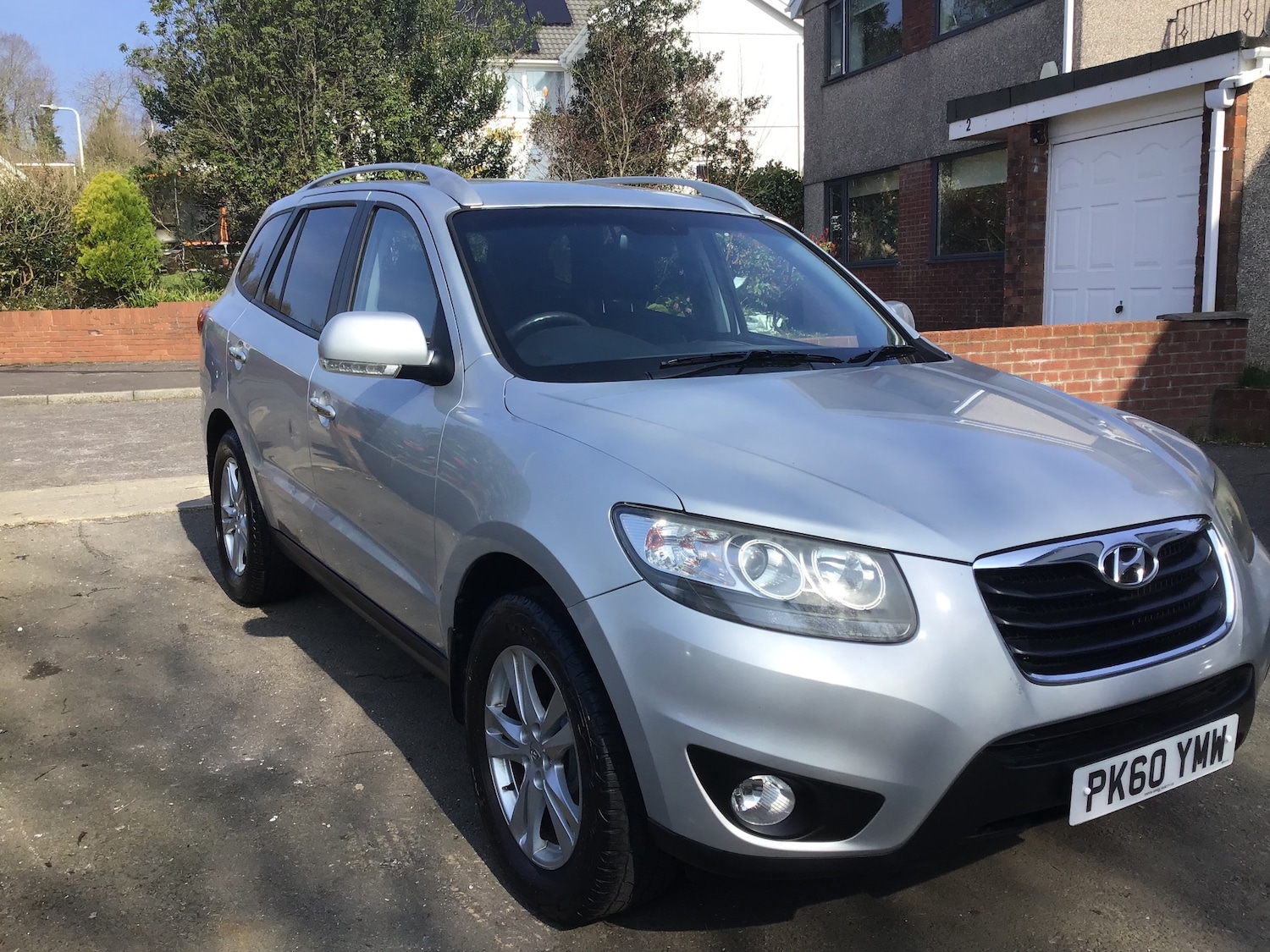 Used Hyundai Santa Fe 2011 for sale - 77973901: Photo 5