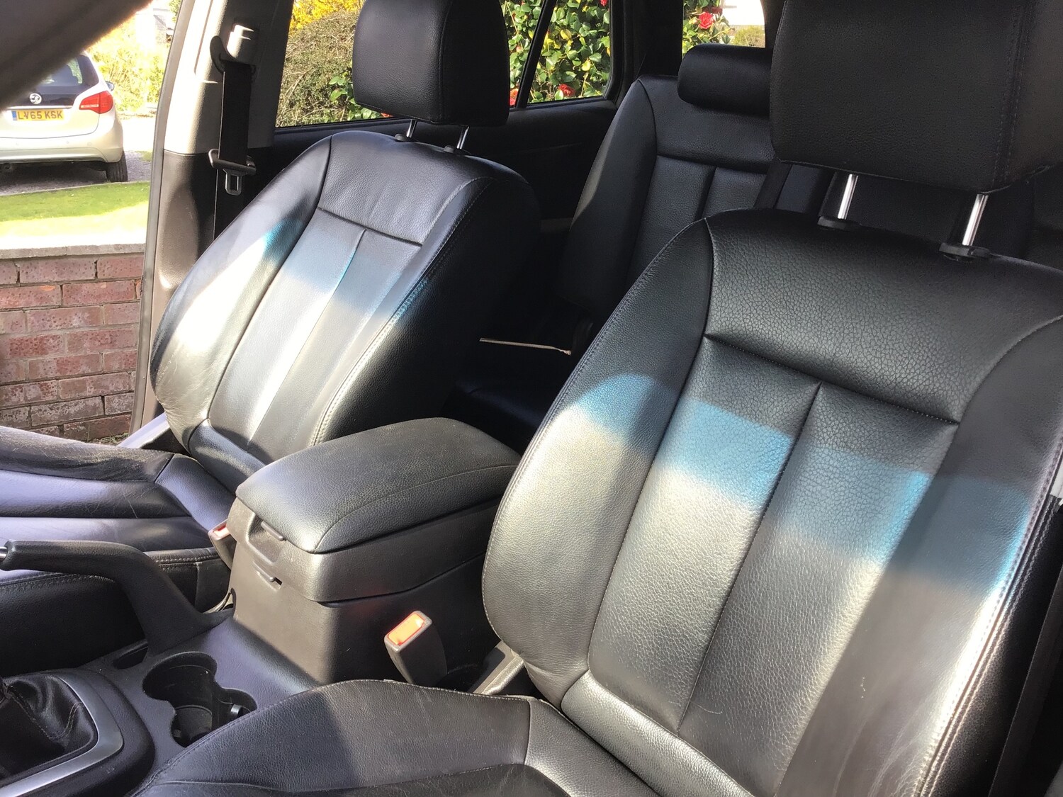 Used Hyundai Santa Fe 2011 for sale - 77973901: Photo 7