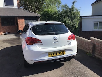 Used Vauxhall Astra 2015 for sale - 75594480: Photo