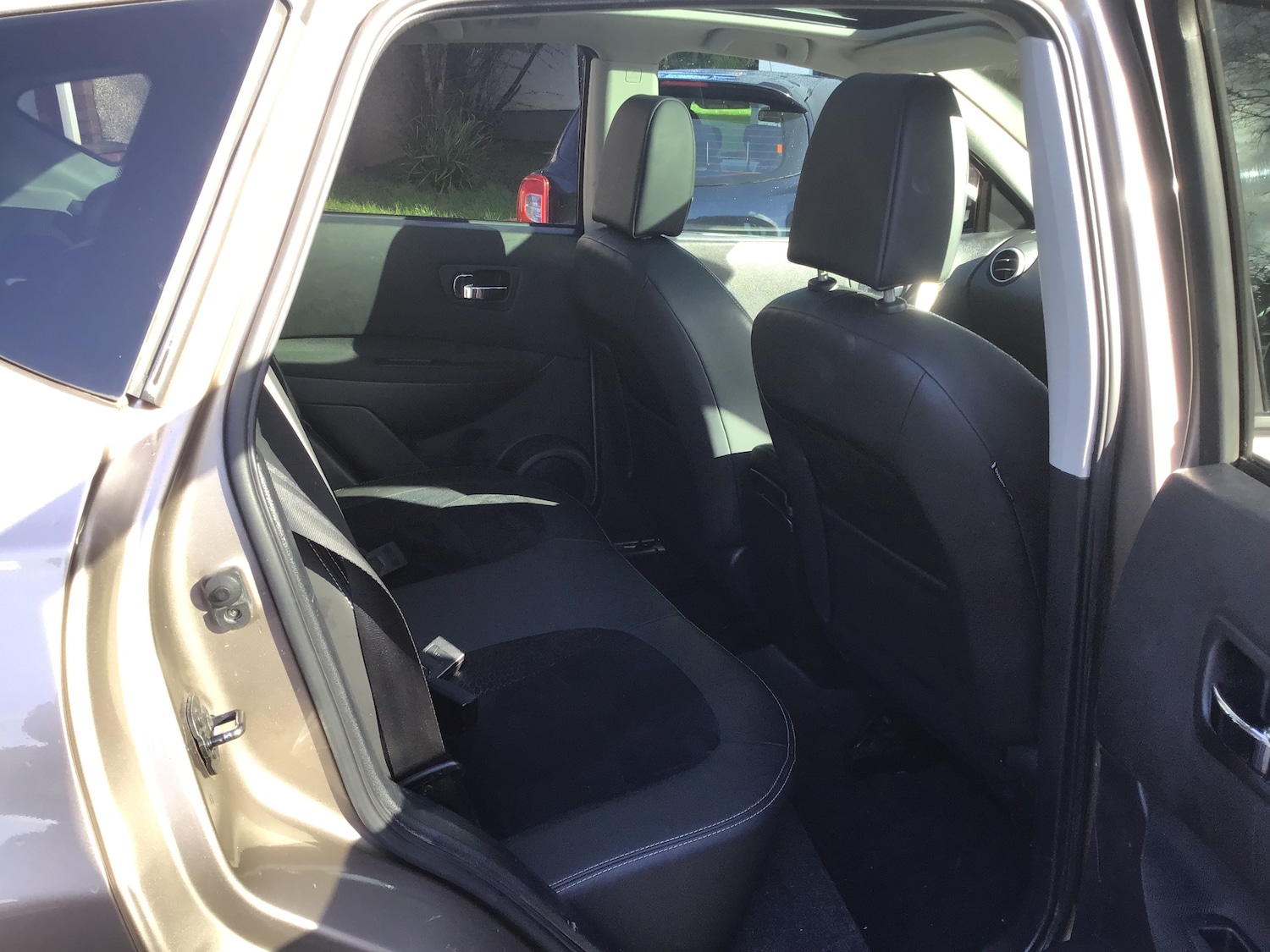 Used Nissan Qashqai 2012 for sale - 76442724: Photo 6