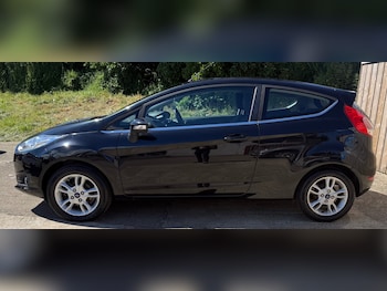 Used Ford Fiesta 2015 for sale - 78904726: Photo