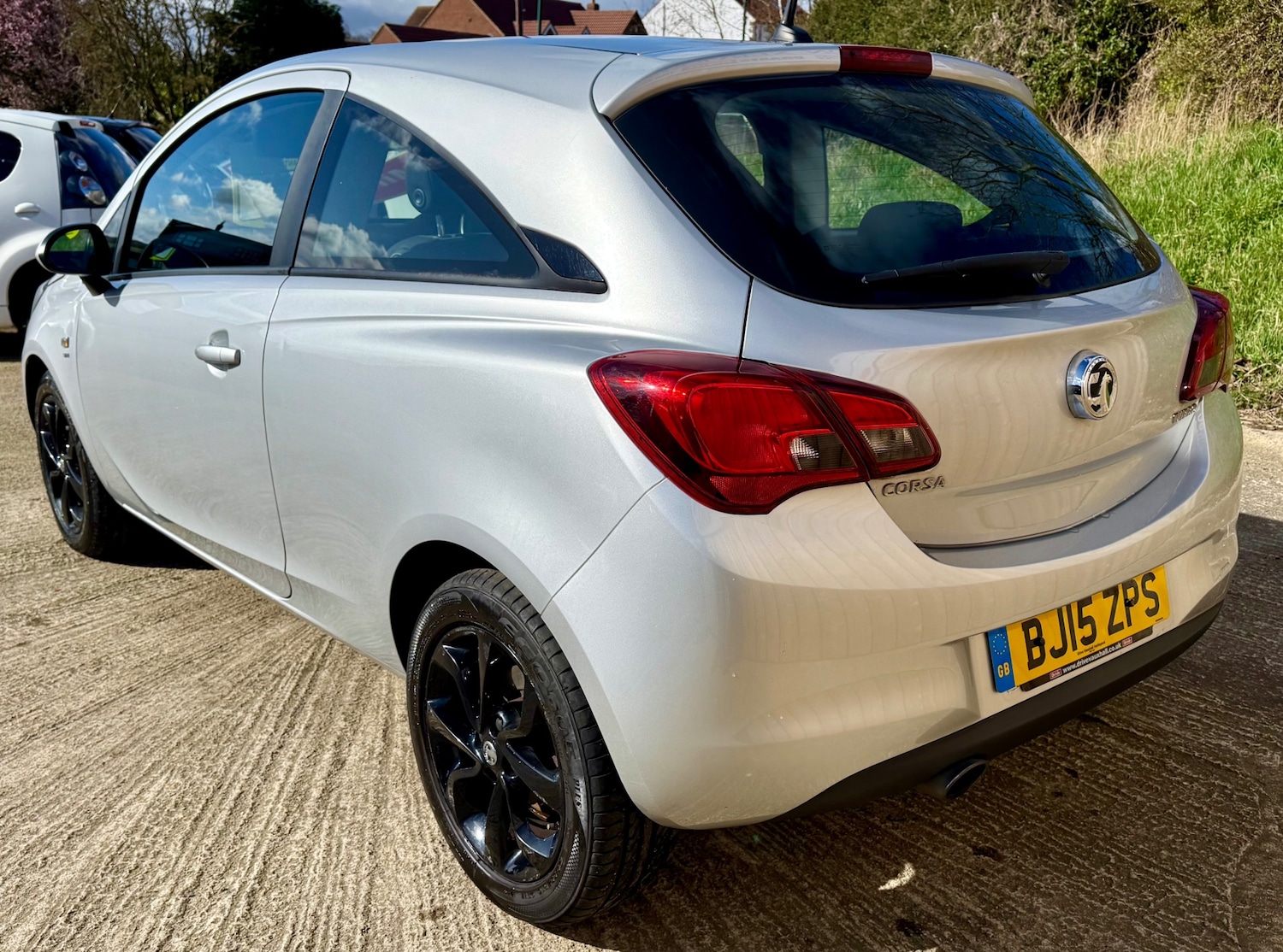 Used Vauxhall Corsa 2015 for sale - 78011338: Photo 5