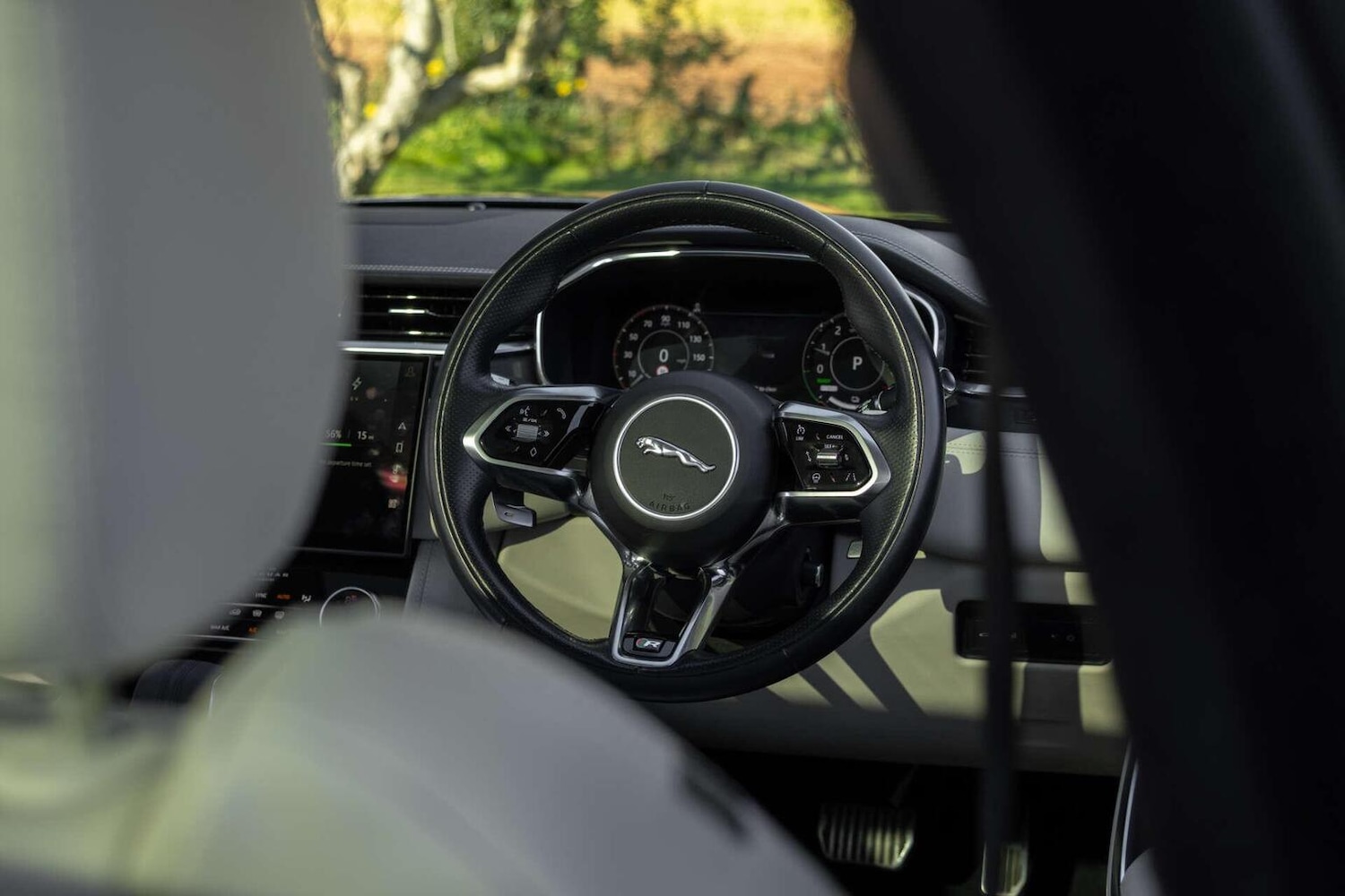 Used Jaguar F-Pace 2021 for sale - 77945730: Photo 17