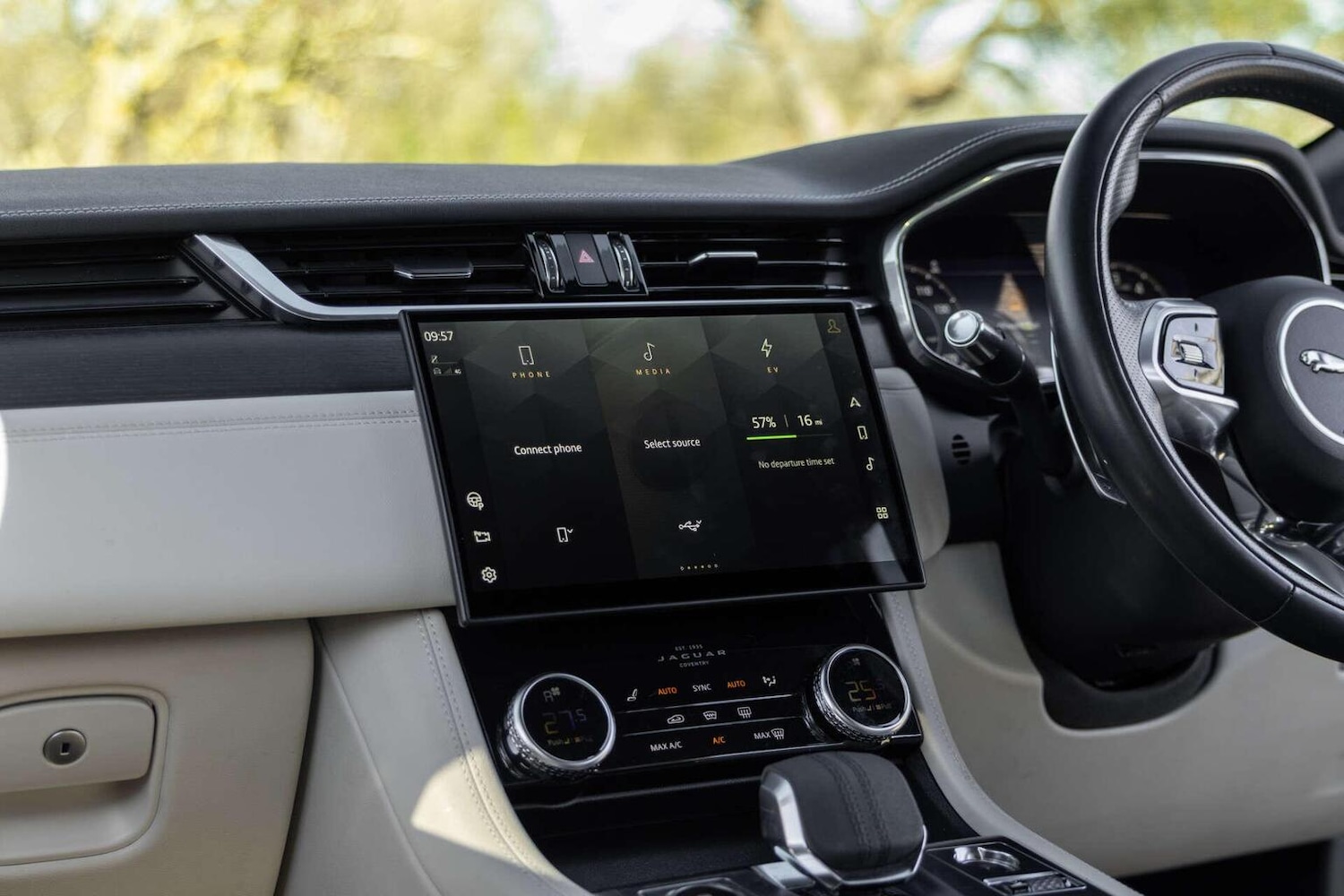 Used Jaguar F-Pace 2021 for sale - 77945730: Photo 33