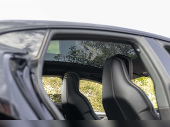 Used Porsche Taycan 2021 for sale - 78345775: Photo