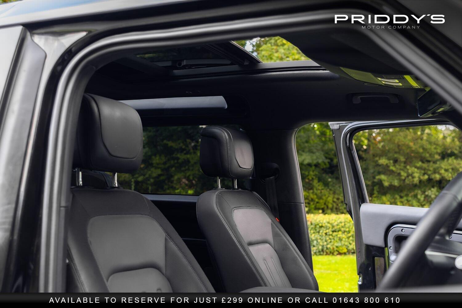 Used Land Rover Defender 2021 for sale - 76198264: Photo 2