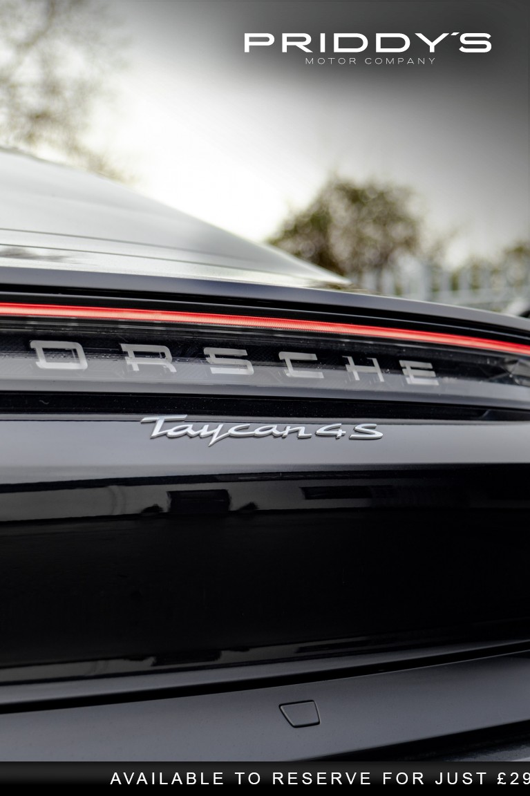 Used Porsche Taycan 2021 for sale - 77385310: Photo 35