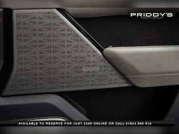 Used Land Rover Range Rover Velar 2019 for sale - 76553969: Photo