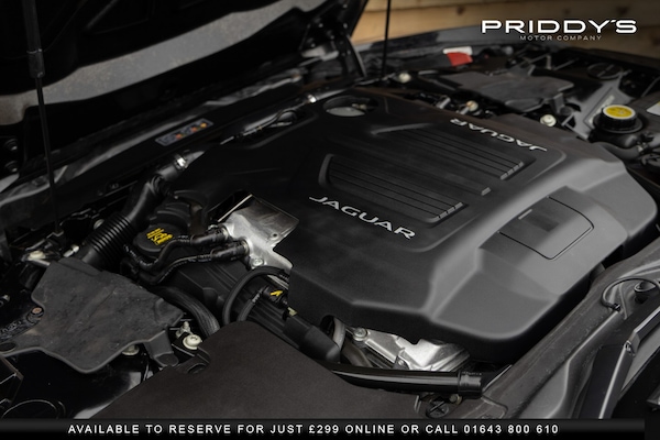 Used Jaguar F-Type 2016 for sale - 76281409: Photo 15