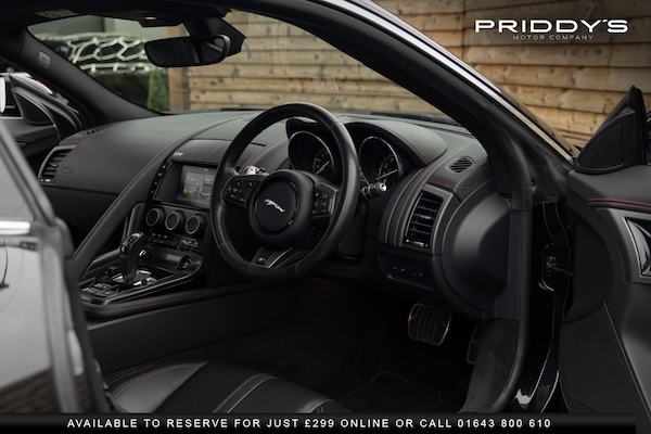Used Jaguar F-Type 2016 for sale - 76281409: Photo 24