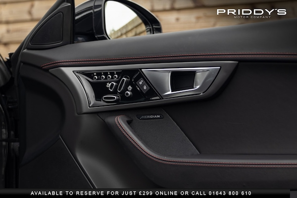 Used Jaguar F-Type 2016 for sale - 76281409: Photo 27