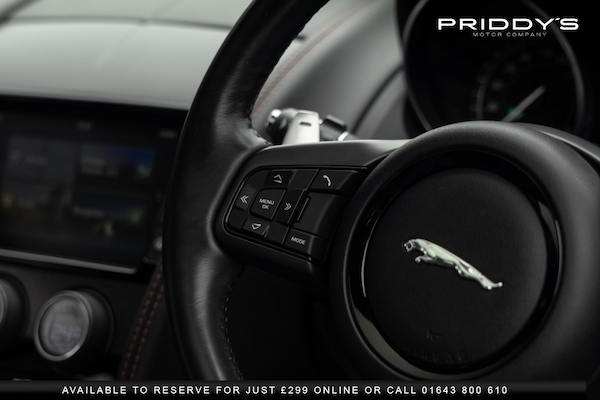 Used Jaguar F-Type 2016 for sale - 76281409: Photo 44
