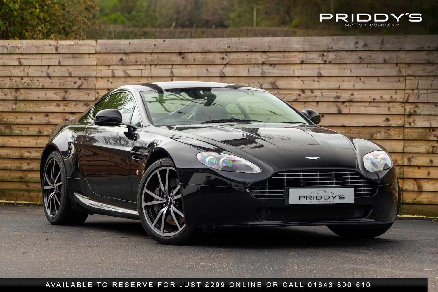 Used Aston Martin Vantage 2011 for sale - 76631549: Photo 1