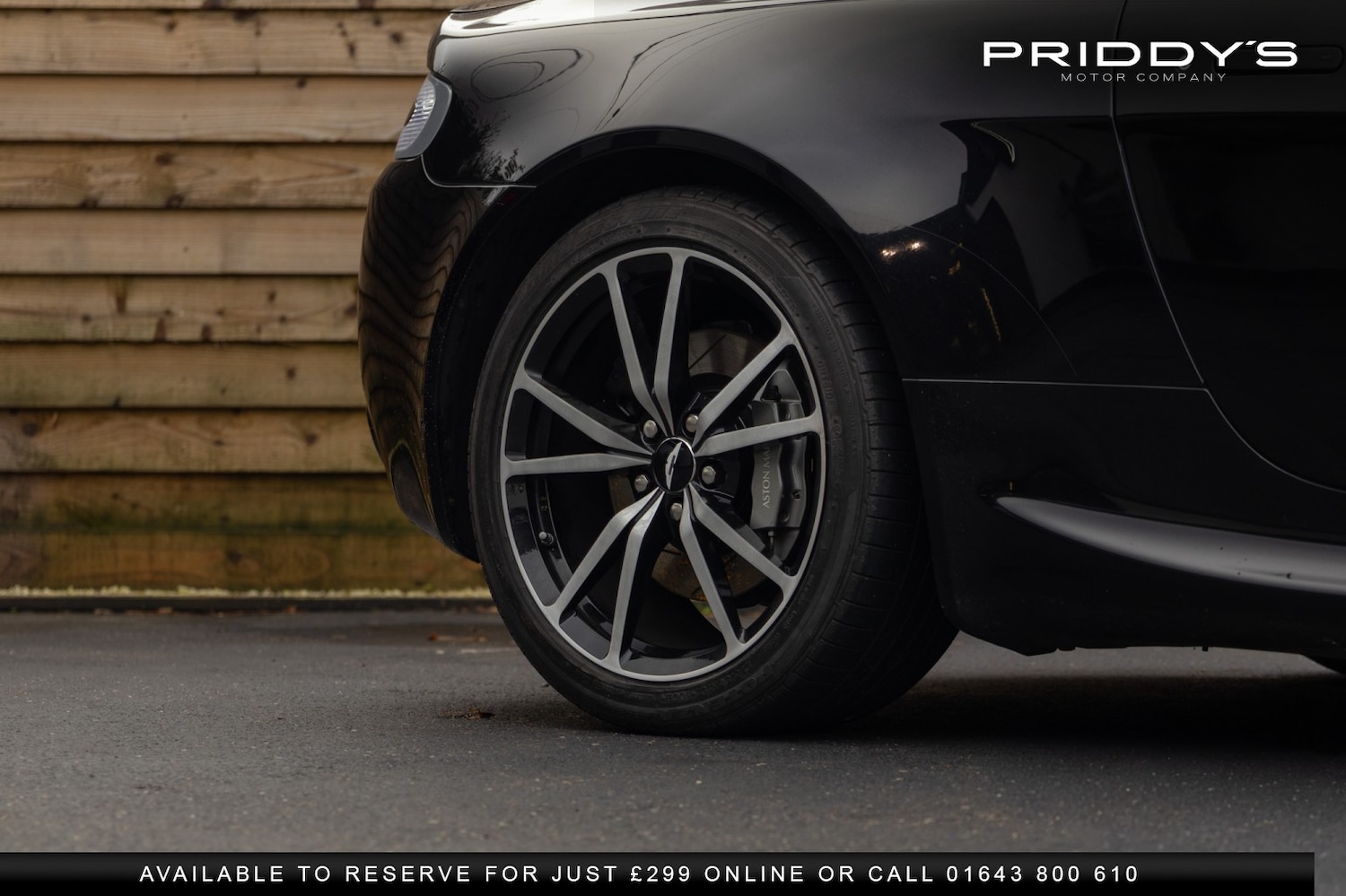 Used Aston Martin Vantage 2011 for sale - 76631549: Photo 10