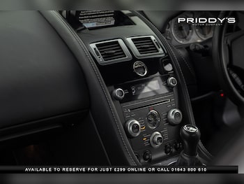 Used Aston Martin Vantage 2011 for sale - 76631549: Photo