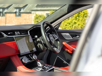 Used Jaguar F-Pace 2021 for sale - 78739515: Photo