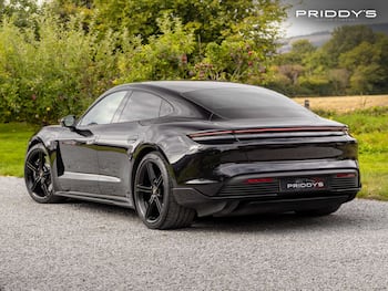 Used Porsche Taycan 2021 for sale - 79819691: Photo
