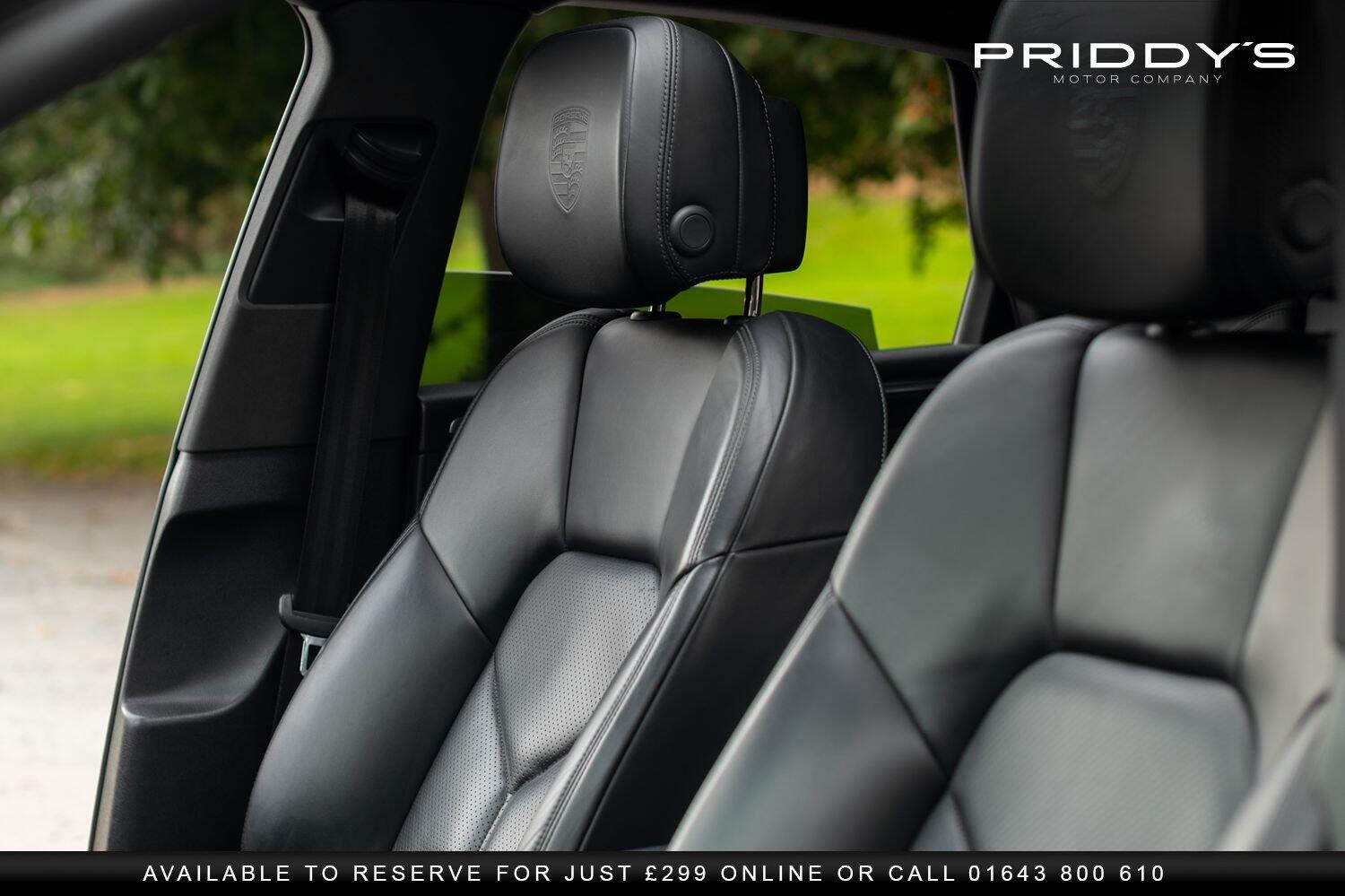 Used Porsche Macan 2021 for sale - 76149333: Photo 12