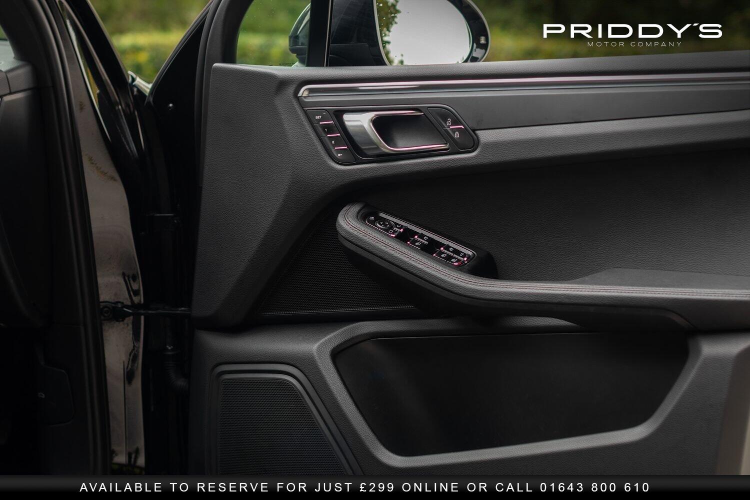 Used Porsche Macan 2021 for sale - 76149333: Photo 18