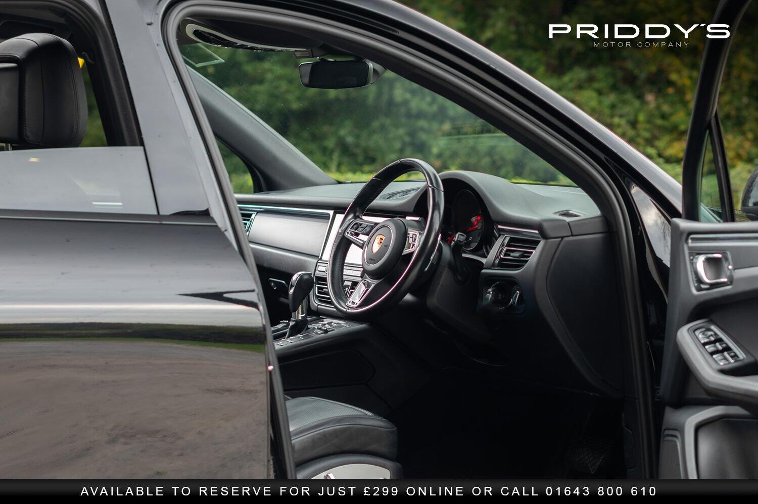 Used Porsche Macan 2021 for sale - 76149333: Photo 25