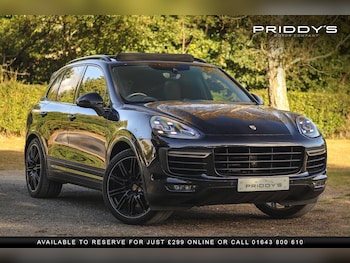 2018 - 4.8 T V8 Turbo - Bose - Panoramic roof - 18 way seats - Rear seat controls 5-Door