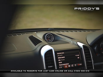 Used Porsche Cayenne 2018 for sale - 75748963: Photo