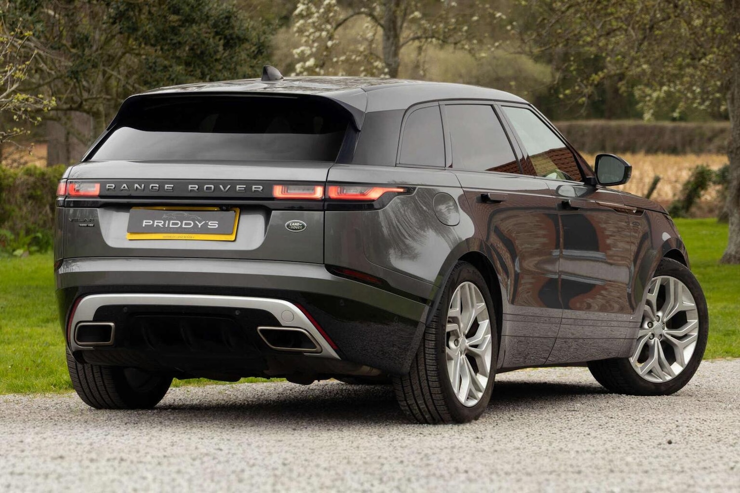 Used Land Rover Range Rover Velar 2018 for sale - 78112161: Photo 2