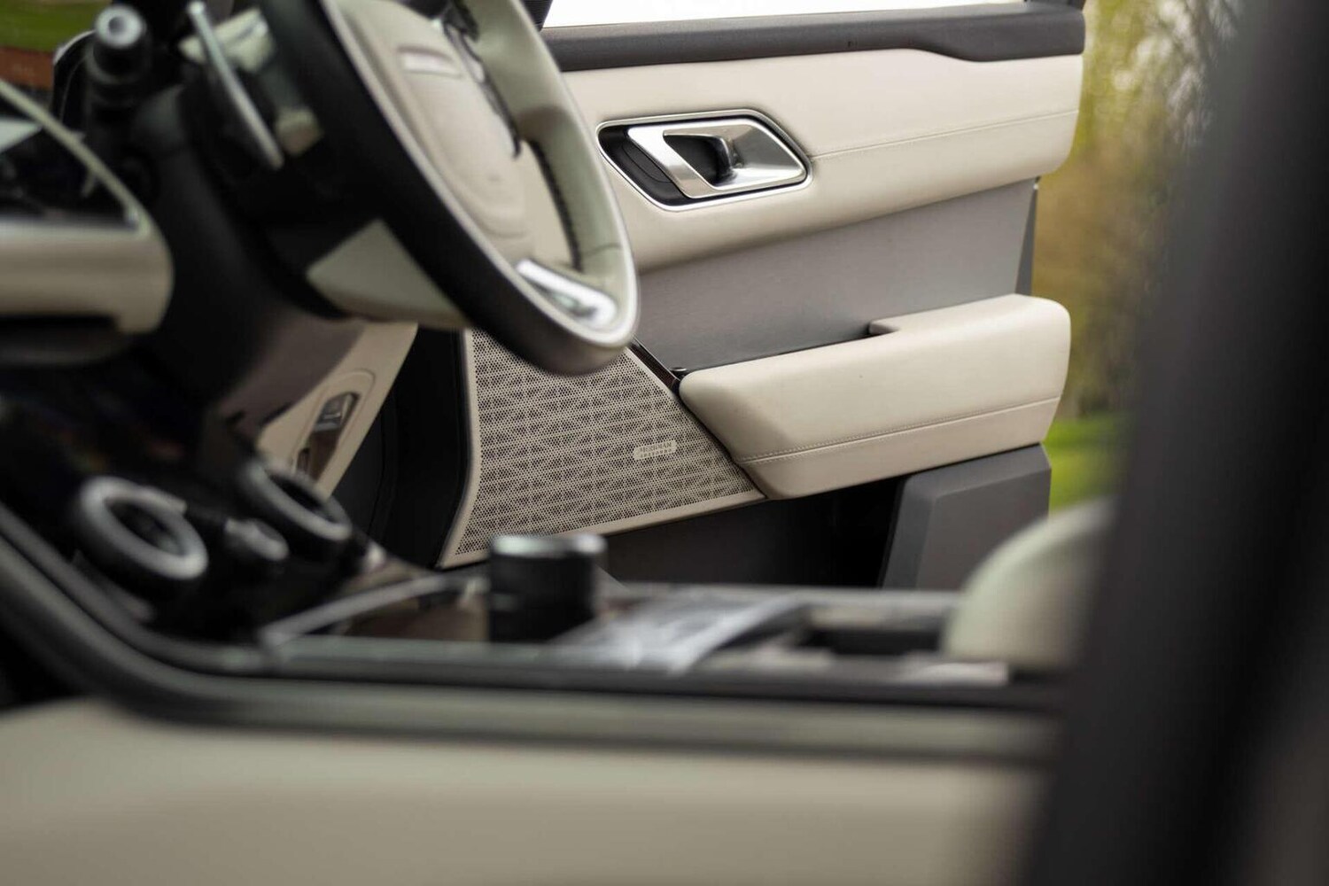 Used Land Rover Range Rover Velar 2018 for sale - 78112161: Photo 34