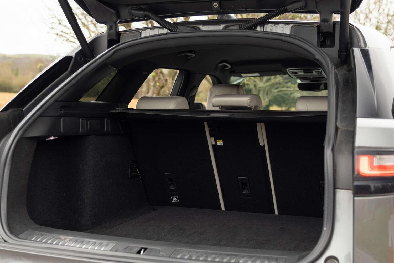 Used Land Rover Range Rover Velar 2018 for sale - 78112161: Photo 36