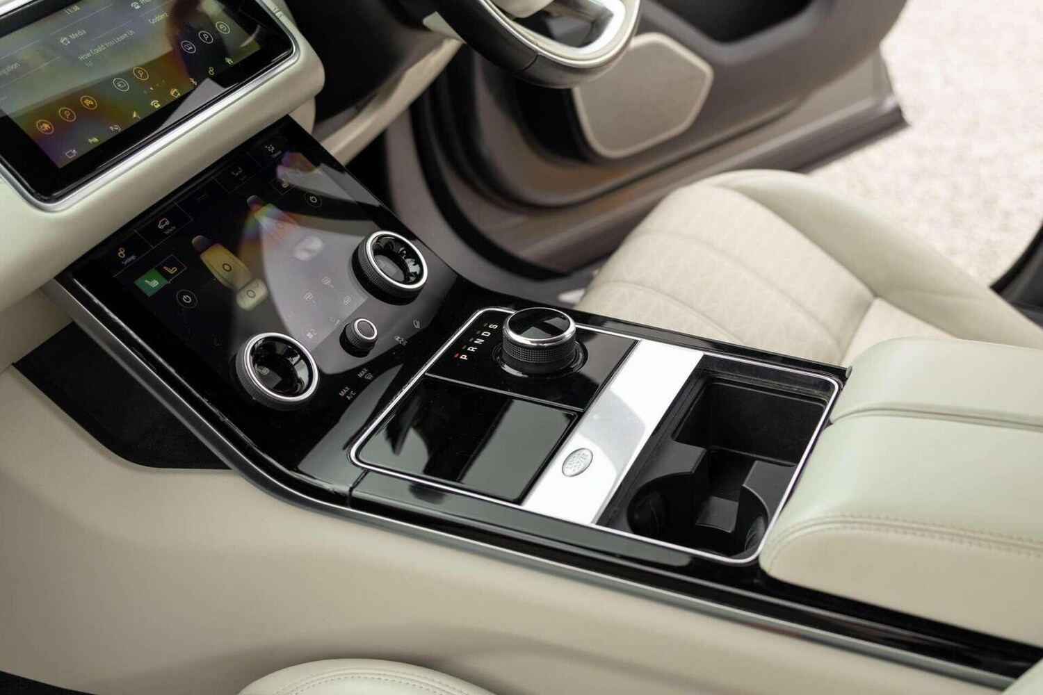 Used Land Rover Range Rover Velar 2018 for sale - 78112161: Photo 39