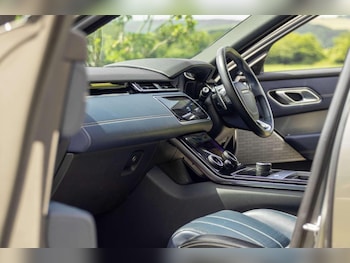 Used Land Rover Range Rover Velar 2017 for sale - 78987061: Photo