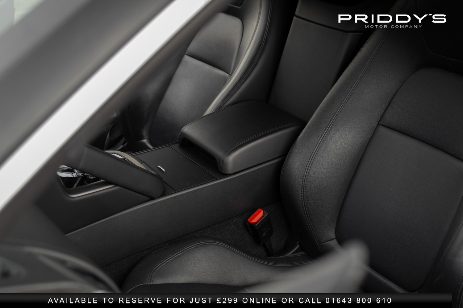 Used Jaguar F-Type 2015 for sale - 77609959: Photo 38