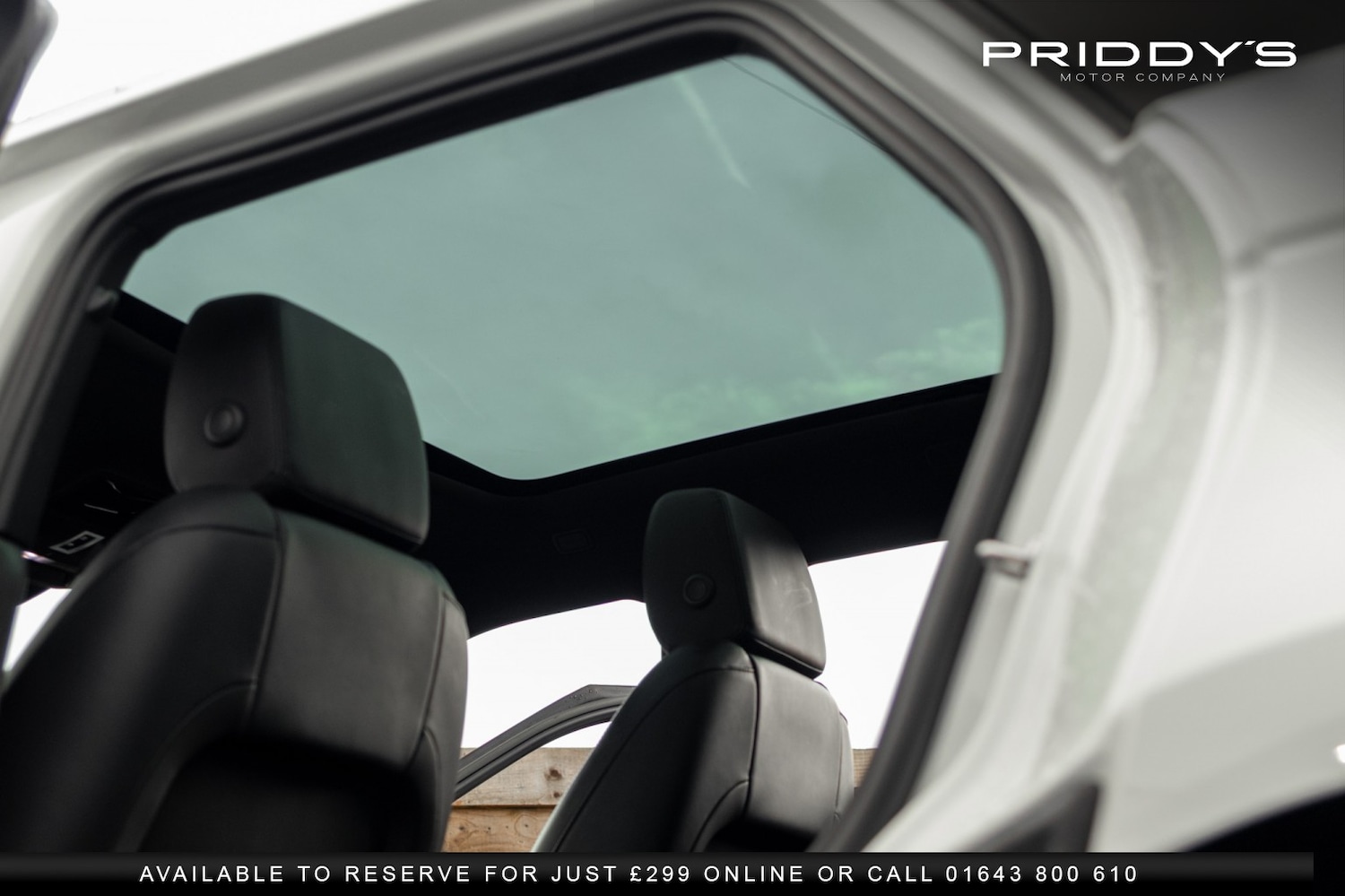 Used Land Rover Range Rover Evoque 2023 for sale - 77129551: Photo 2